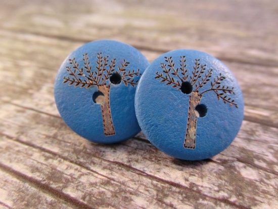 Baum Knopf Ohrstecker Holz Button wood tree blau
